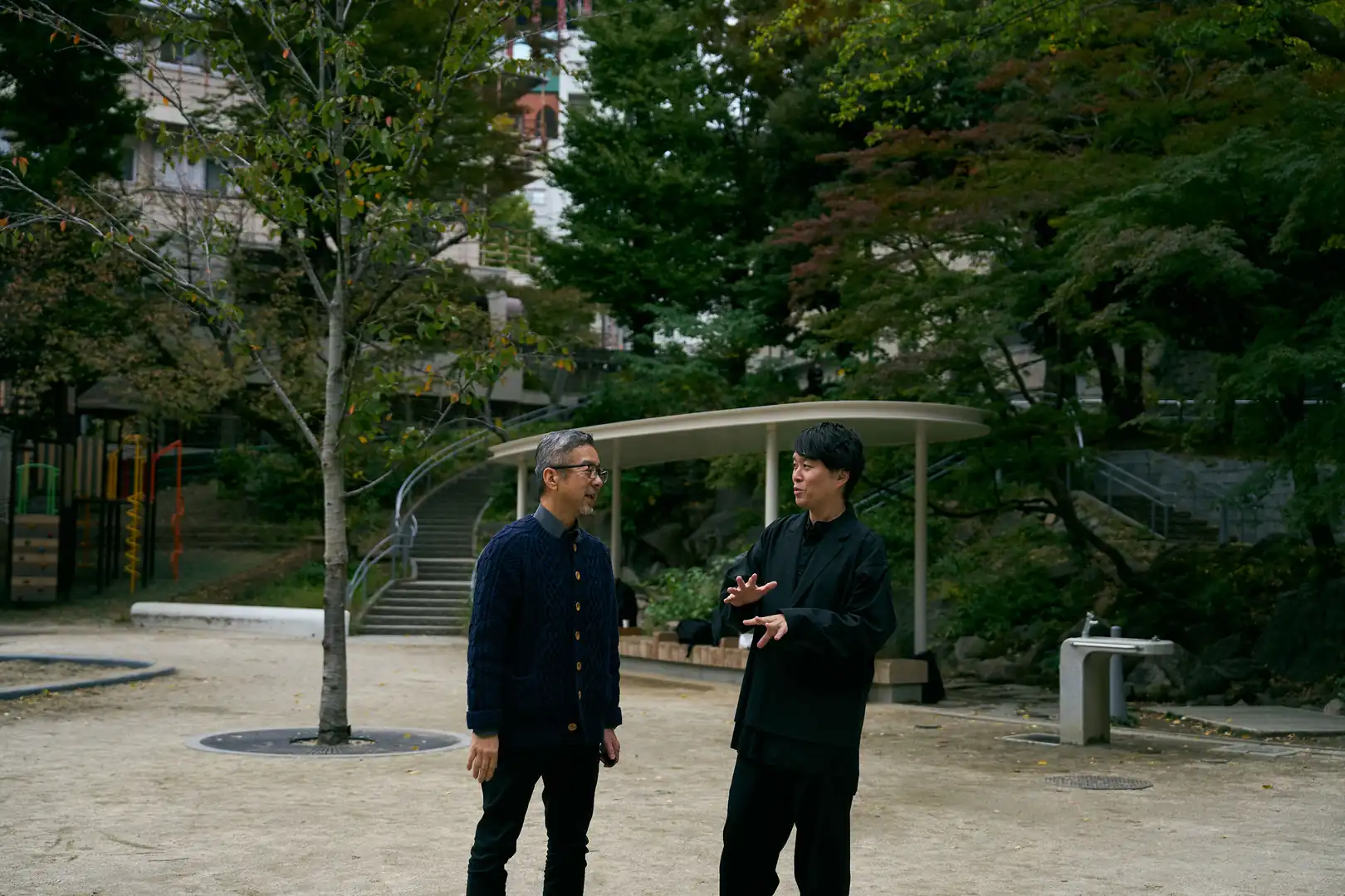 “都心の公園”から広がる、「社会のOSを書き換える」デザイン──山田裕貴 × 太田直樹